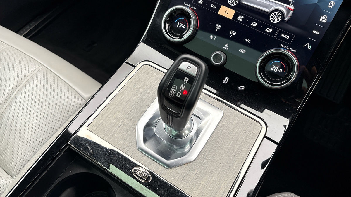 Land Rover Range Rover Evoque Image 25