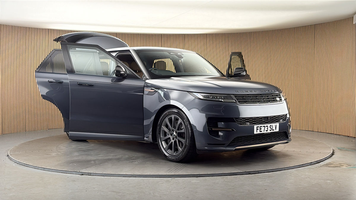 More views of Land Rover Range Rover Sport