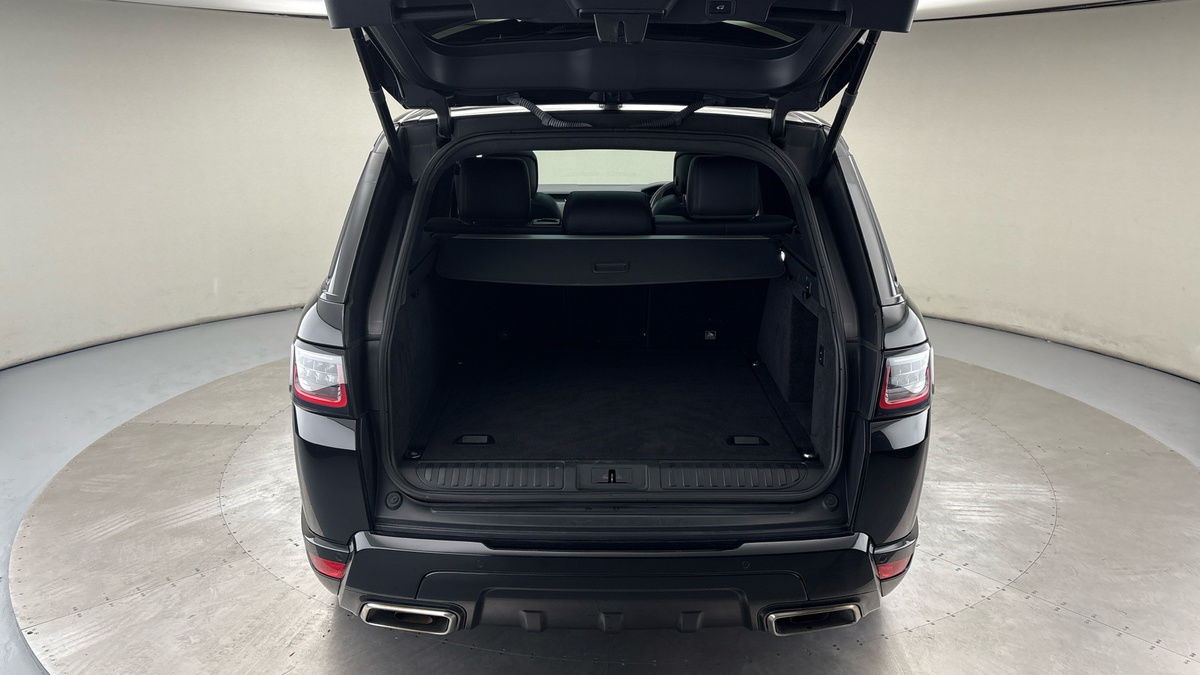 Land Rover Range Rover Sport Image 11