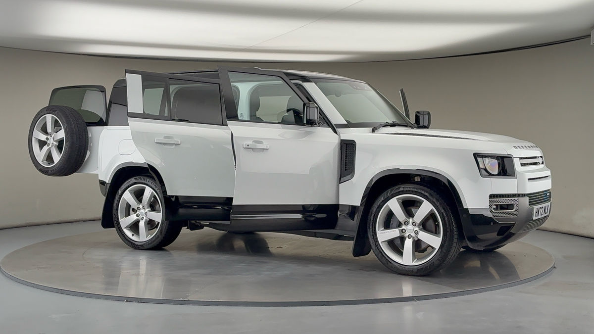 More views of Land Rover Defender 110