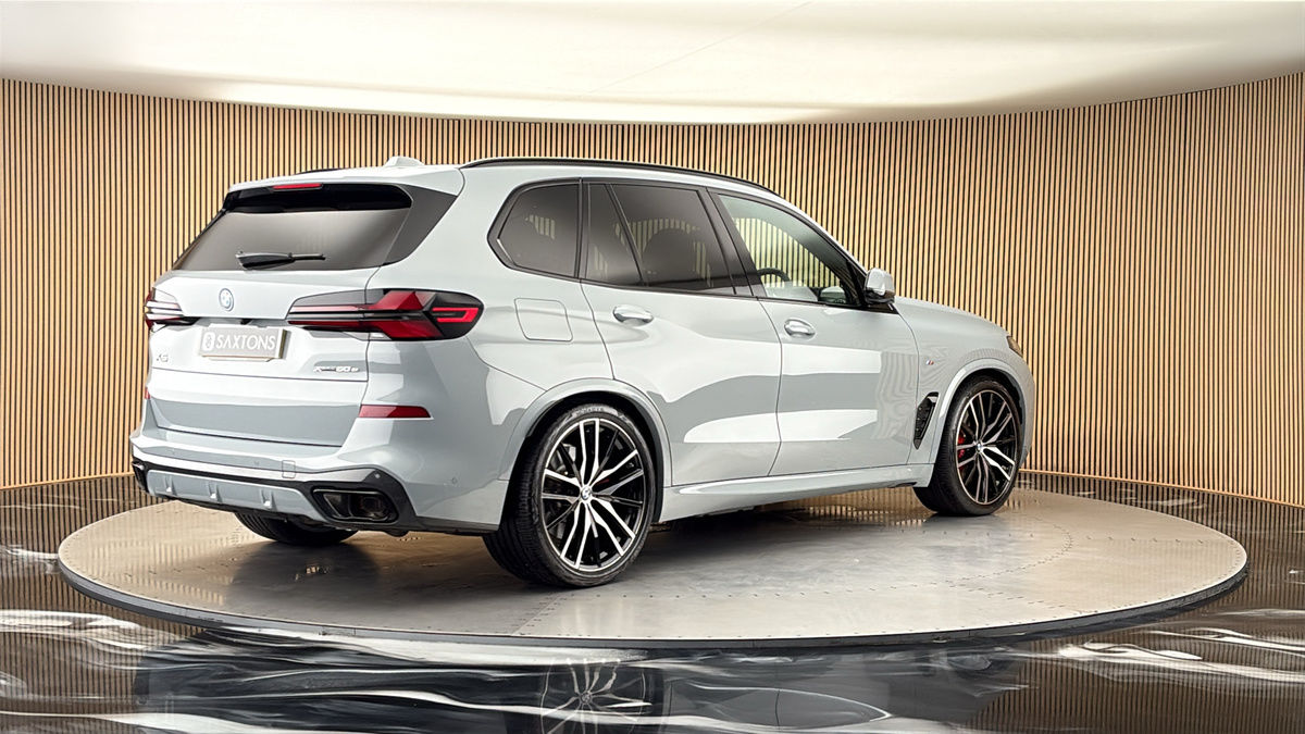 BMW X5 Image 21