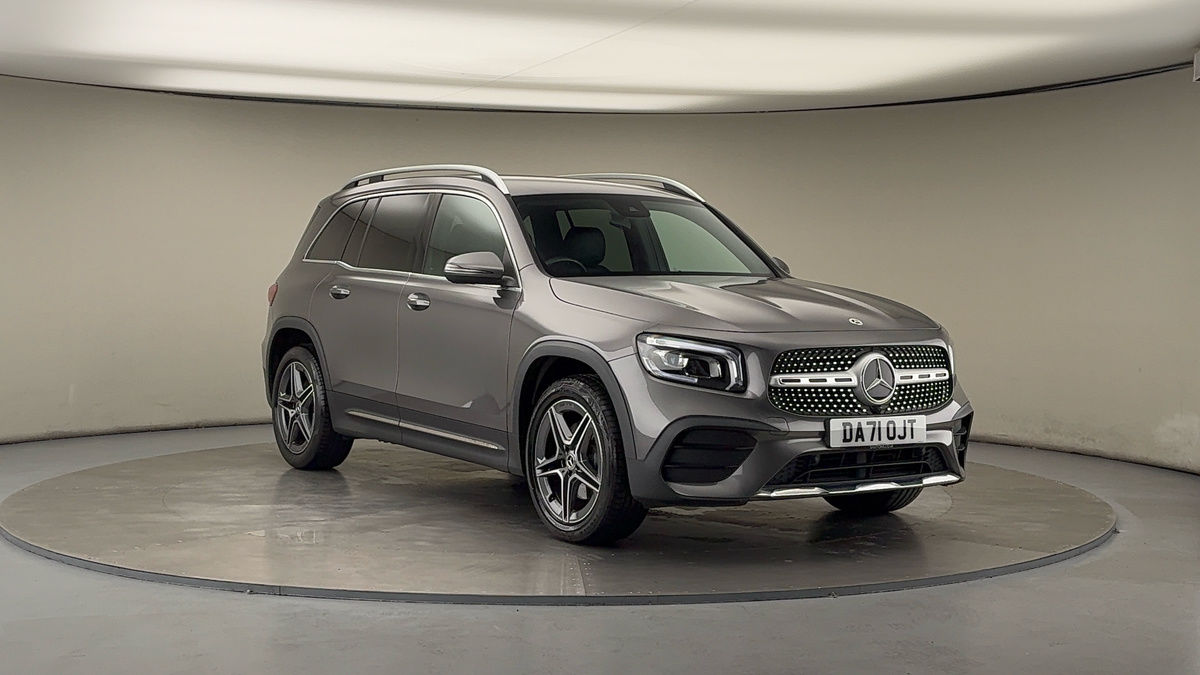 Mercedes-Benz GLB Sticky Header Image