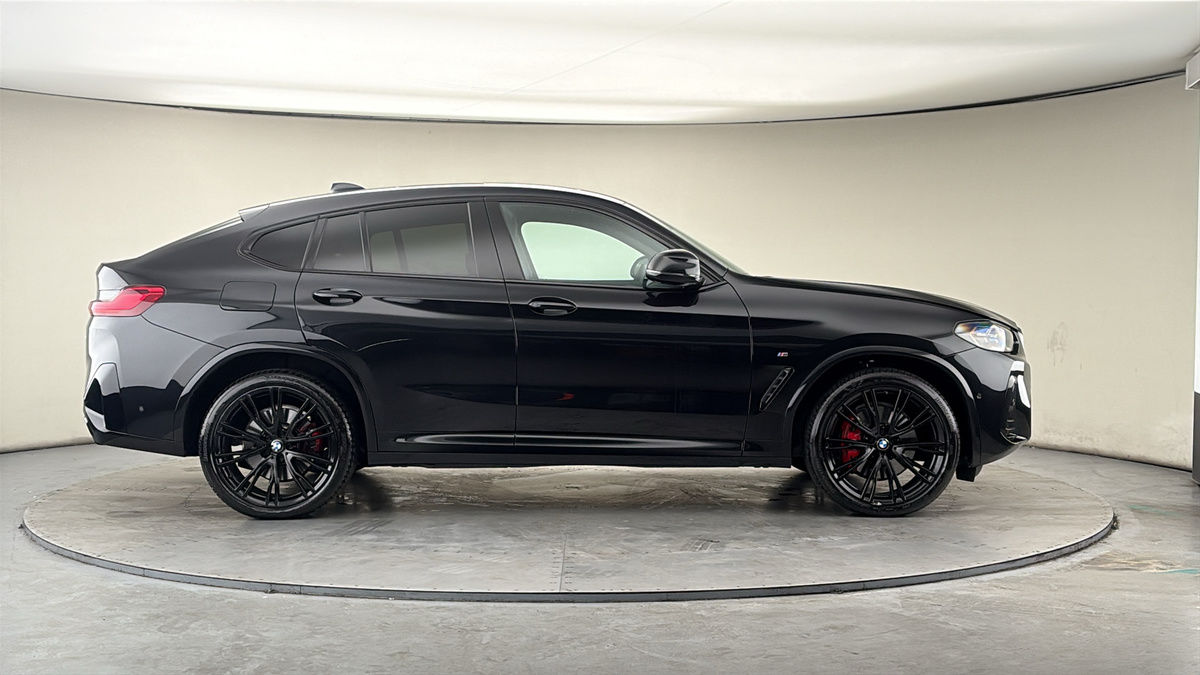 BMW X4 Image 16
