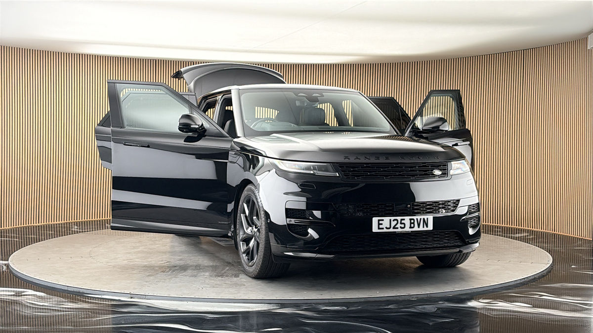 More views of Land Rover Range Rover Sport