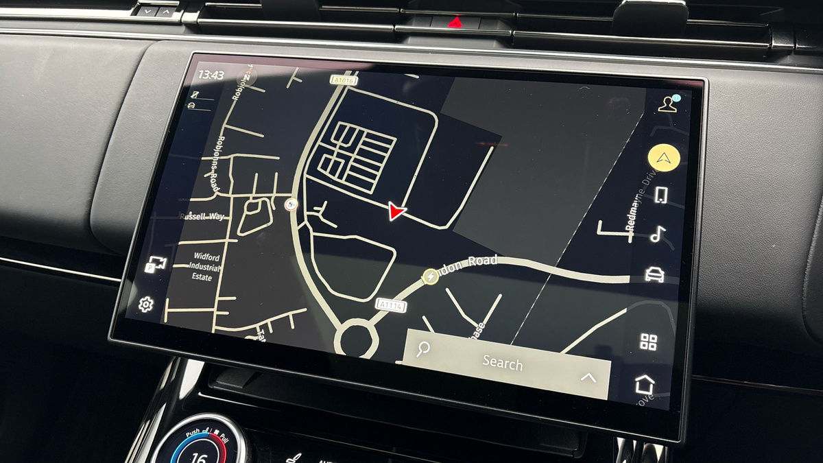 Land Rover Range Rover Sport Image 17
