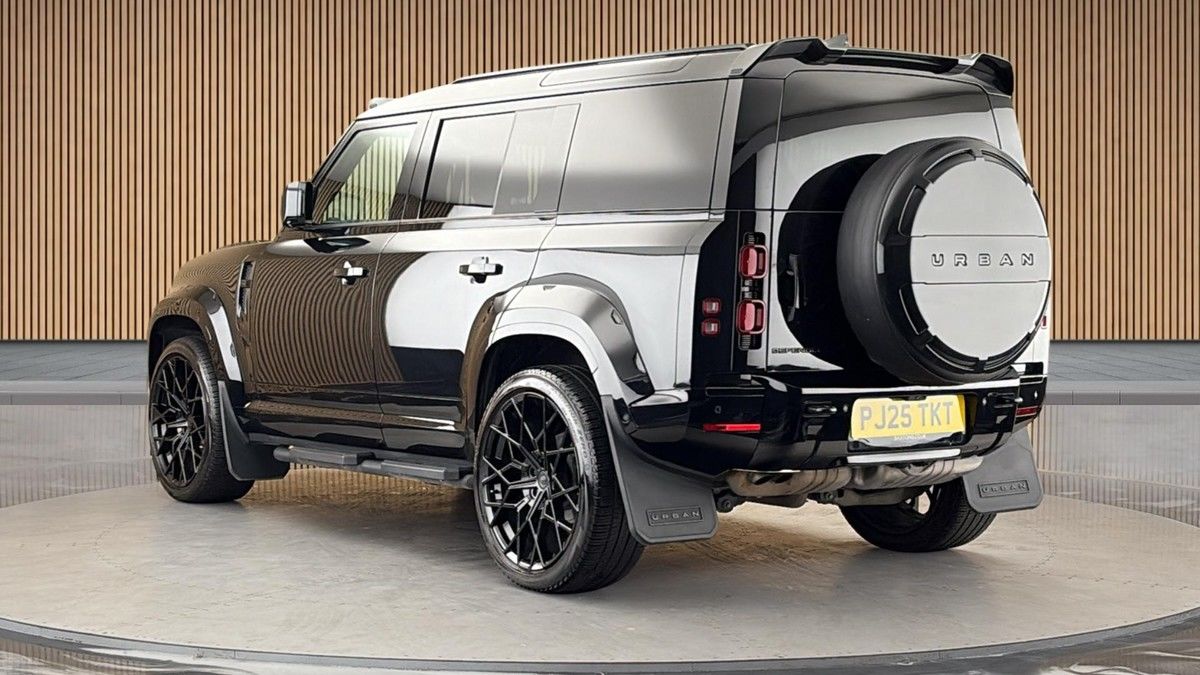 Land Rover Defender 110 Urban Image 2
