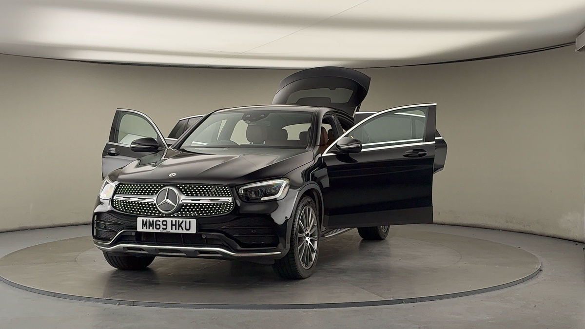 More views of Mercedes-Benz GLC