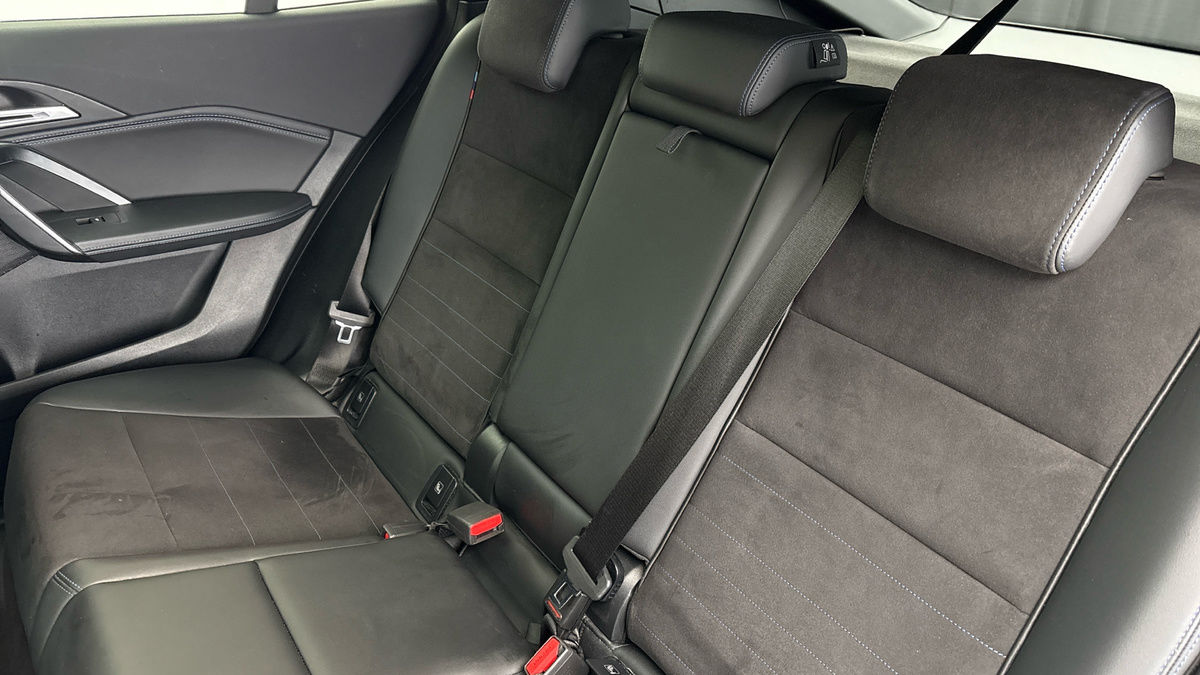 BMW iX2 Image 8