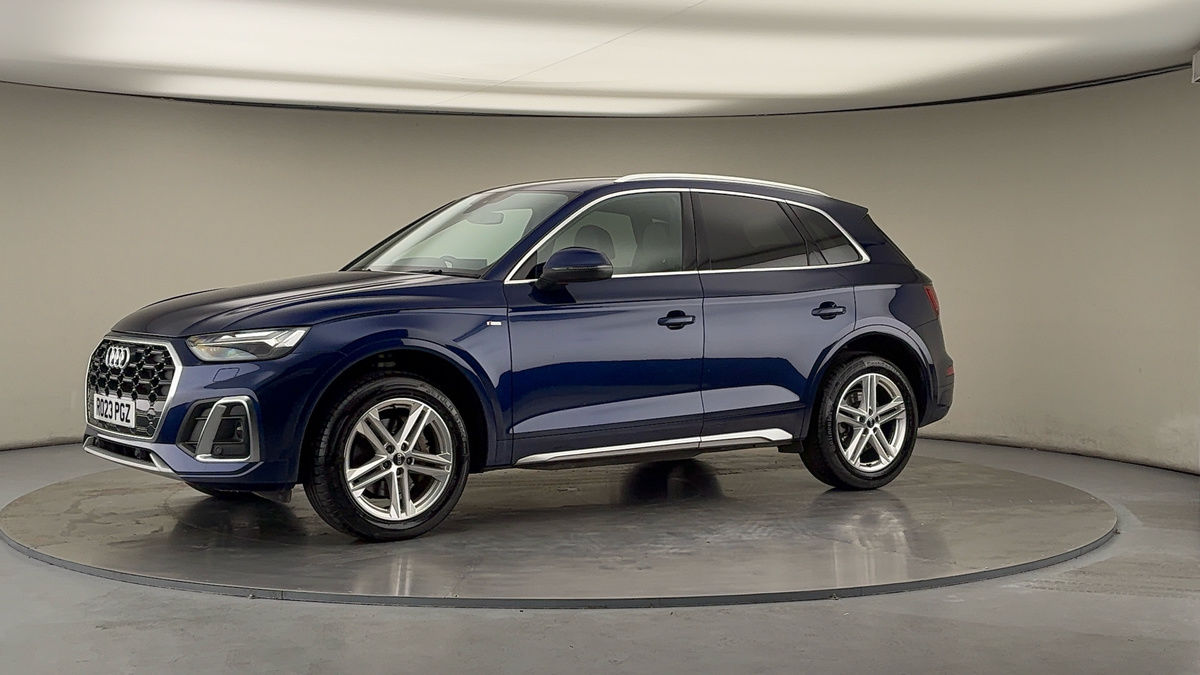 More views of Audi Q5