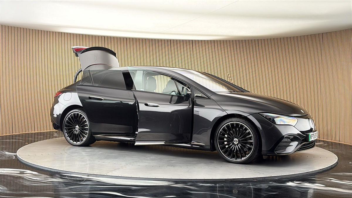 More views of Mercedes-Benz EQE