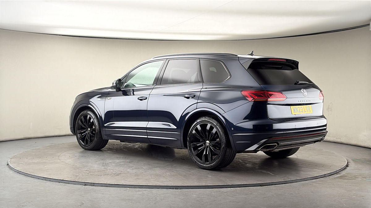 More views of Volkswagen Touareg