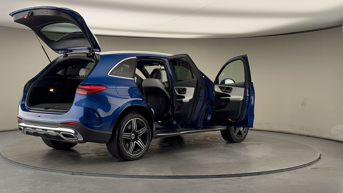 More views of Mercedes-Benz GLC