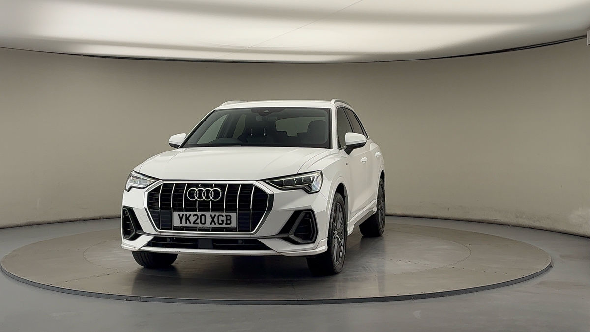 More views of Audi Q3