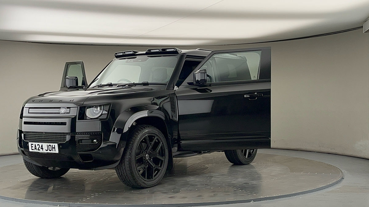 More views of Land Rover Defender 90