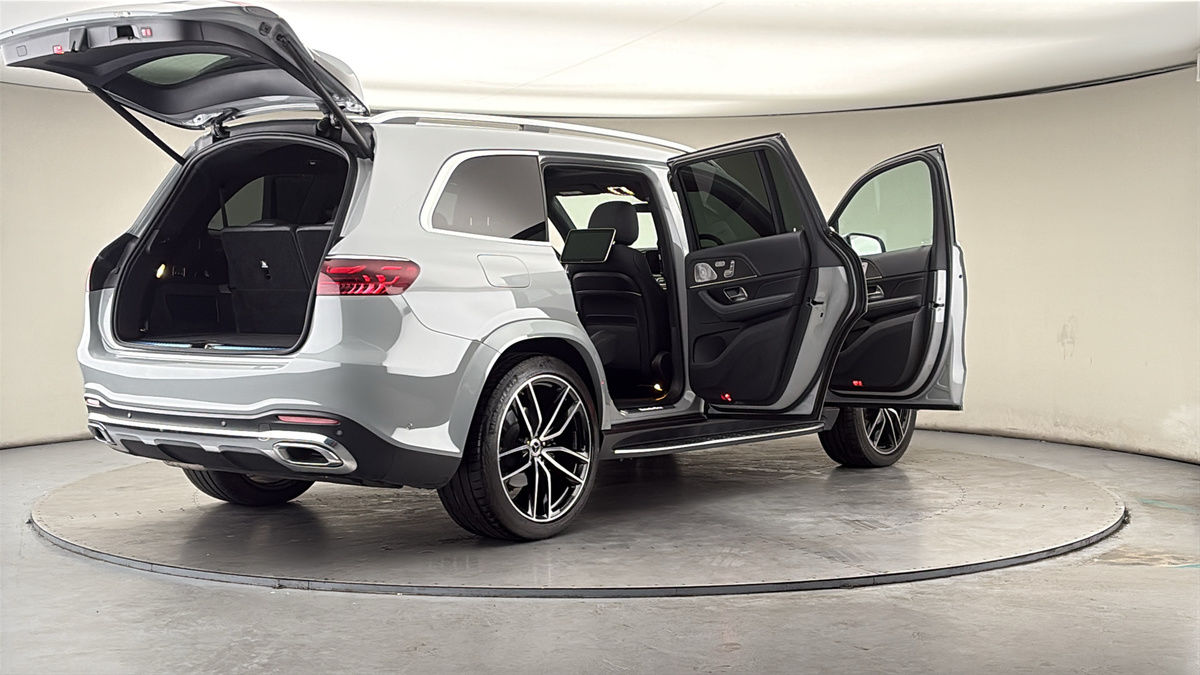 More views of Mercedes-Benz GLS