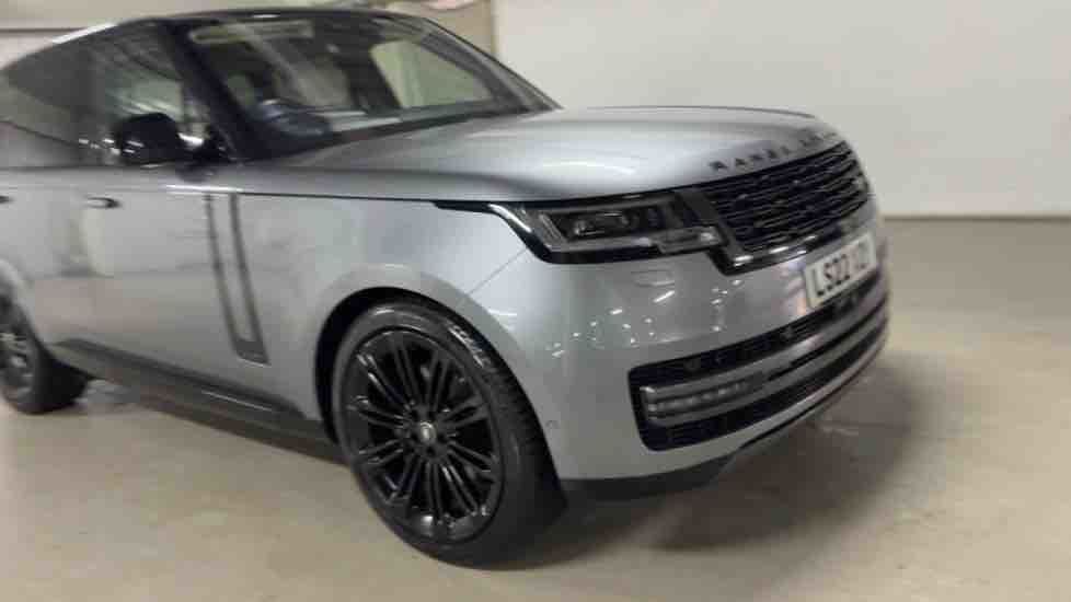 More views of Land Rover Range Rover