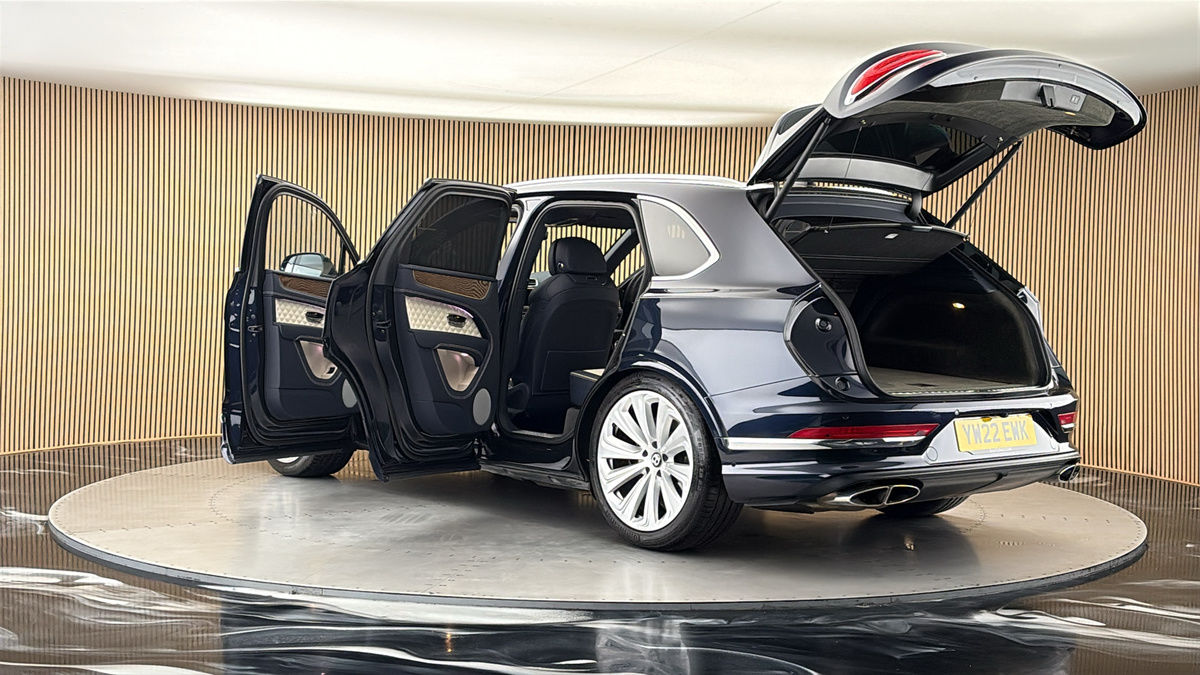More views of Bentley Bentayga