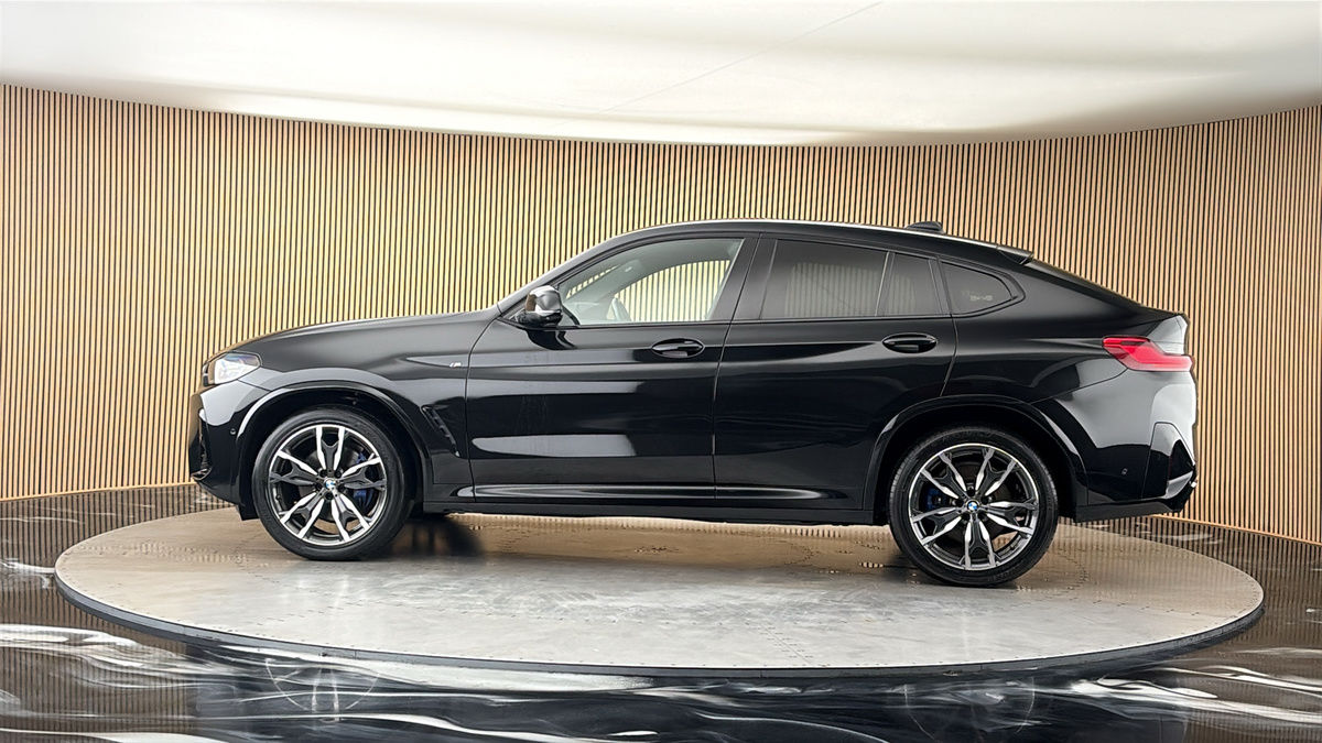 More views of BMW X4