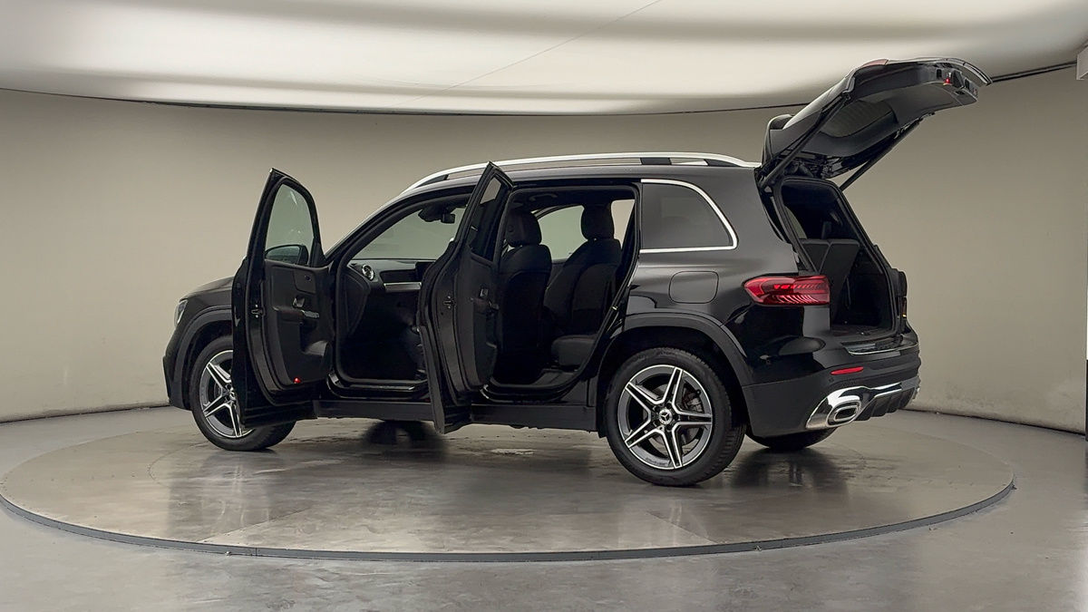 More views of Mercedes-Benz GLB