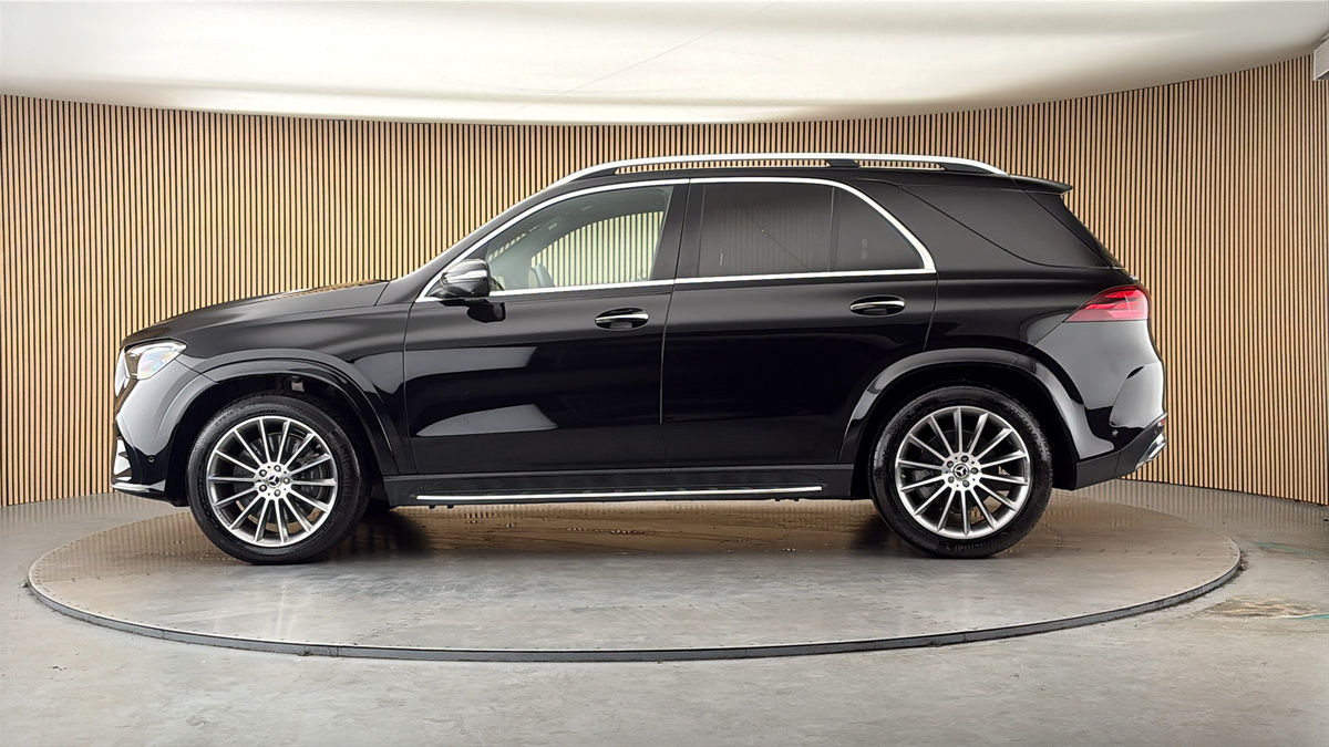 Mercedes-Benz GLE Image 15