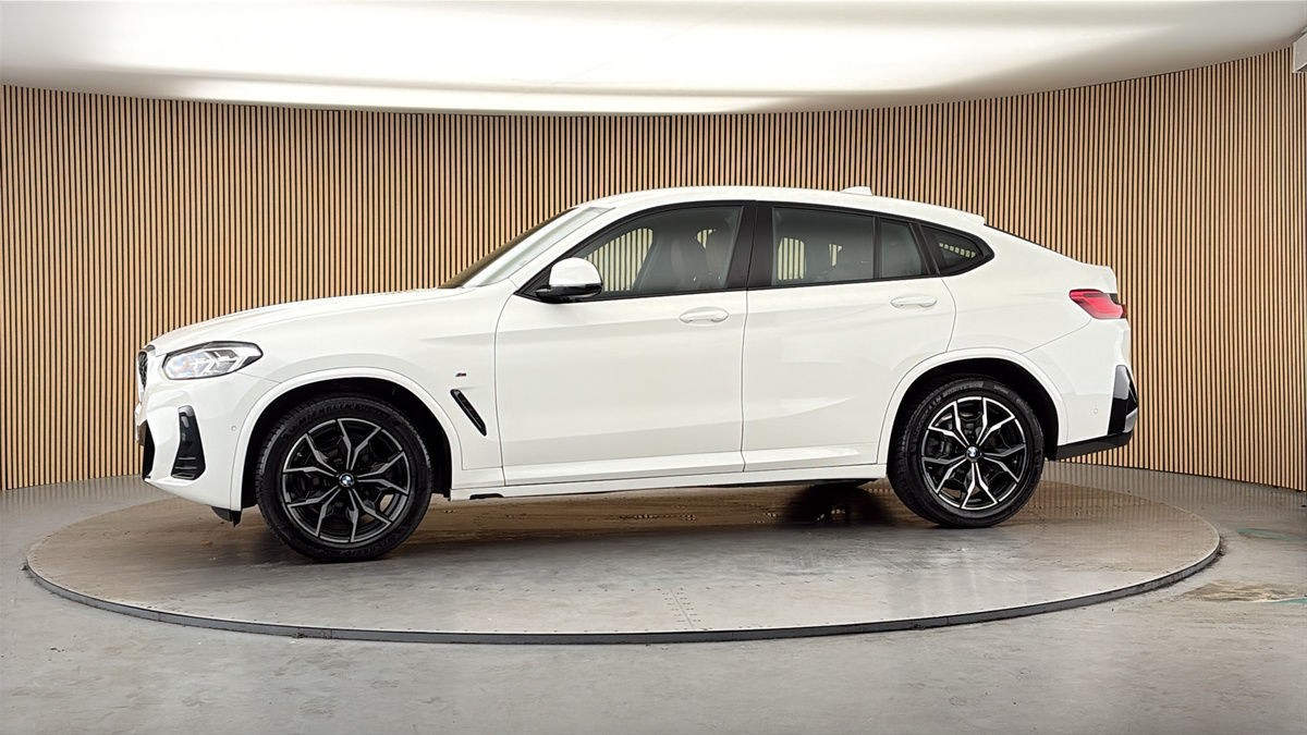 More views of BMW X4
