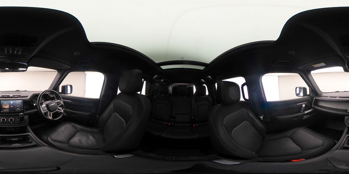 More views of Land Rover Defender 110