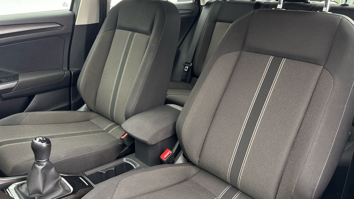 Volkswagen T-Roc Image 7