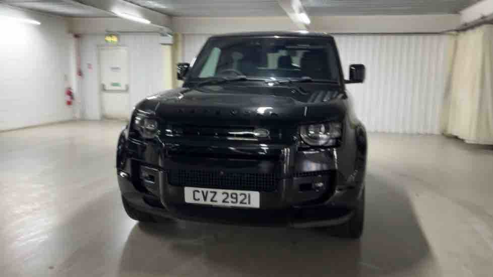 More views of Land Rover Defender 90