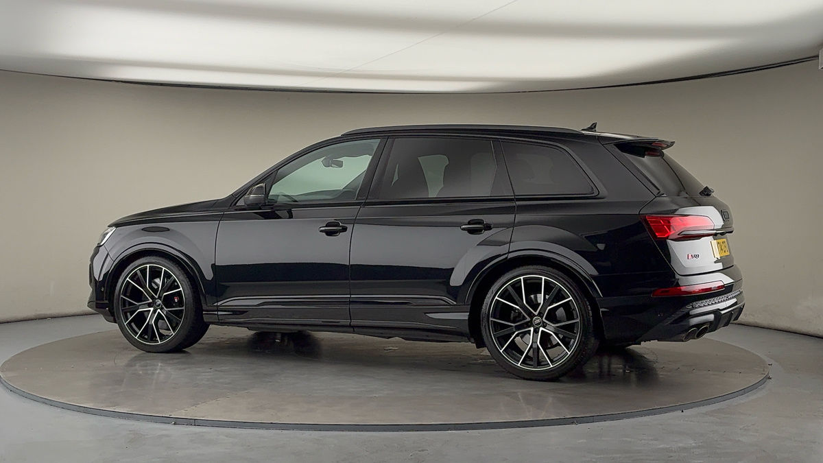 More views of Audi SQ7