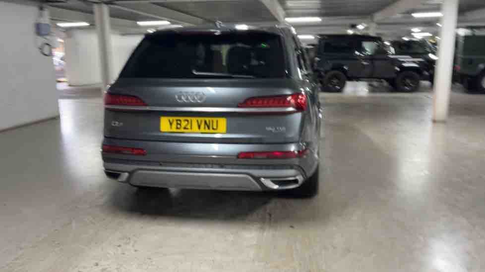More views of Audi Q7