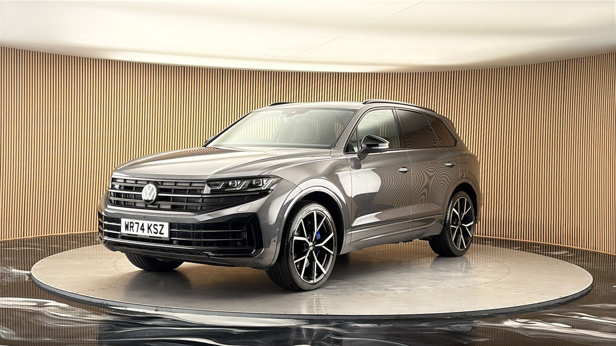 More views of Volkswagen Touareg