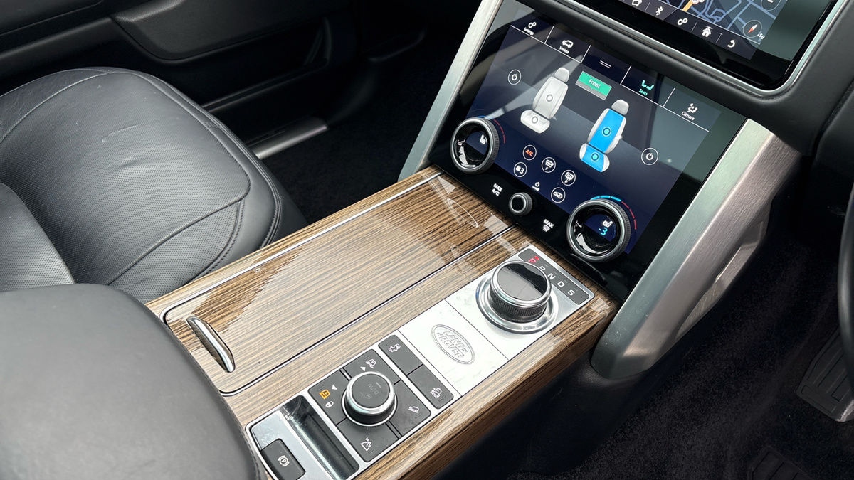 Land Rover Range Rover Image 18