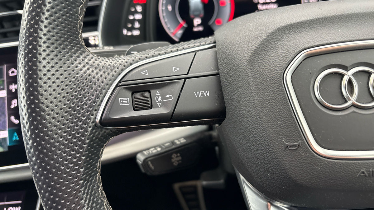 Audi Q7 Image 13