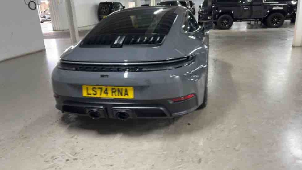 More views of Porsche 911