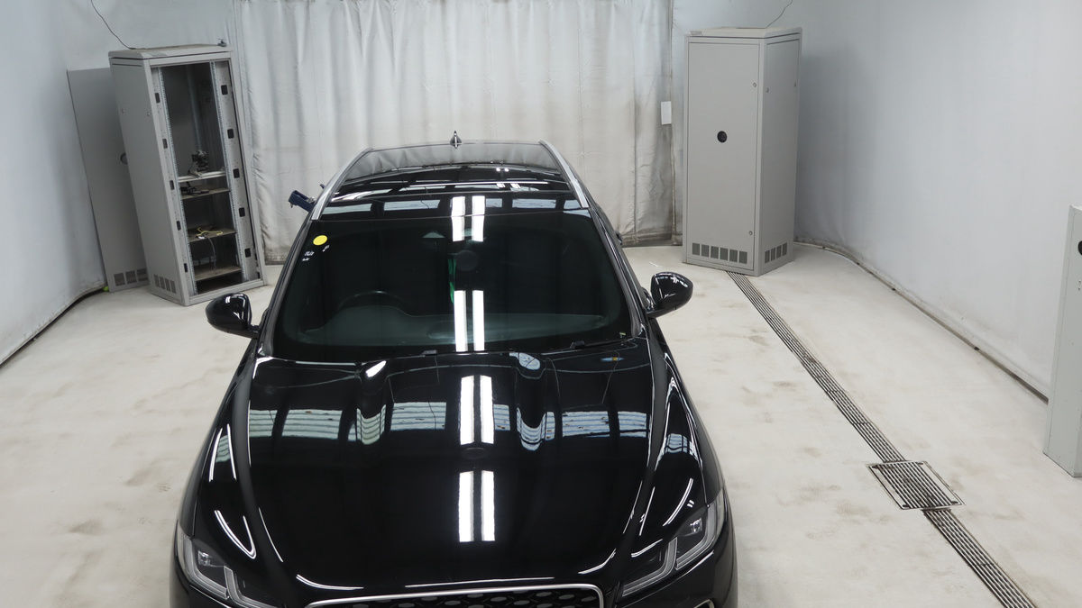 Jaguar F-PACE Image 7