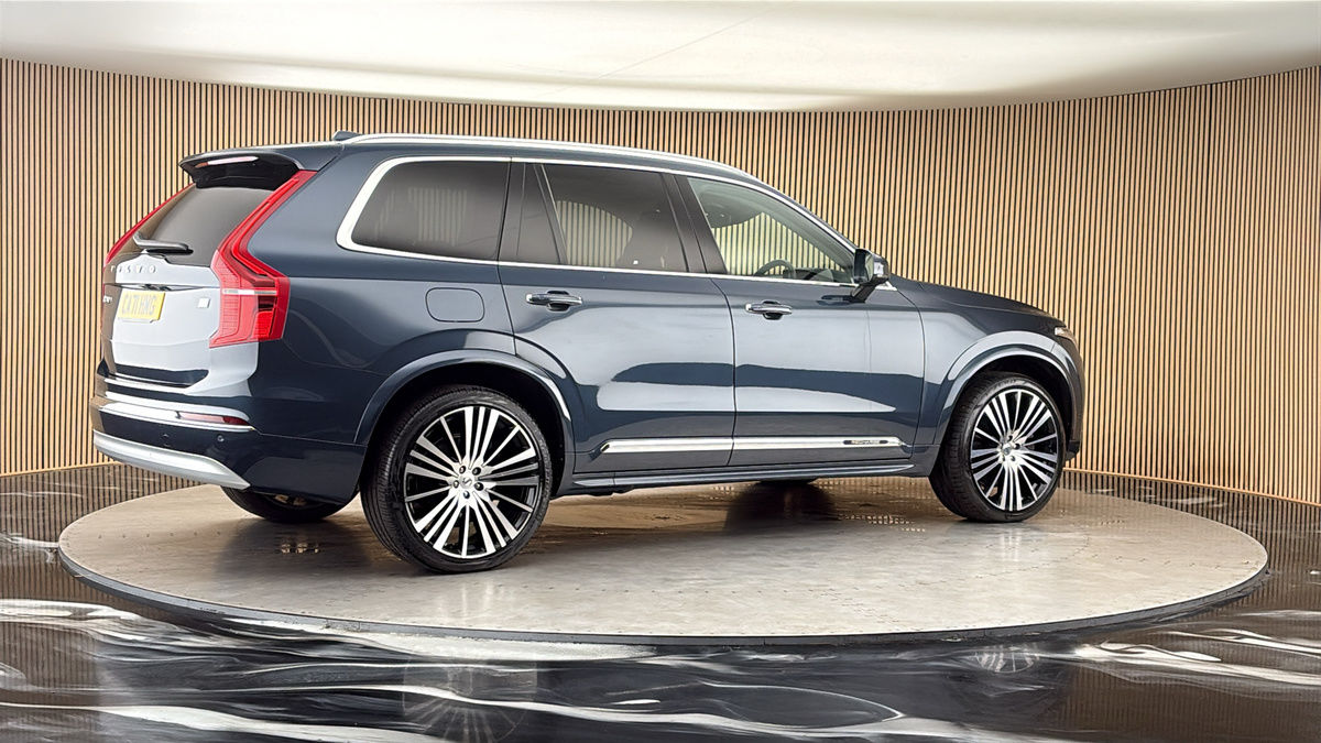More views of Volvo XC90