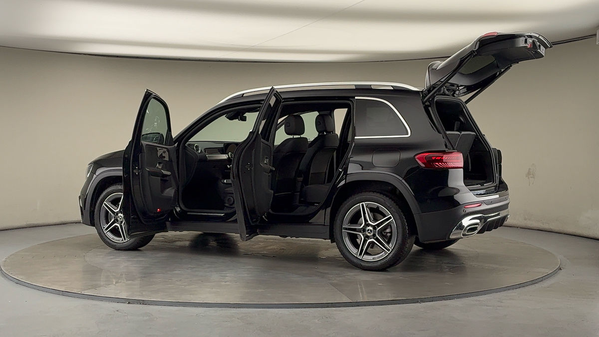 More views of Mercedes-Benz GLB