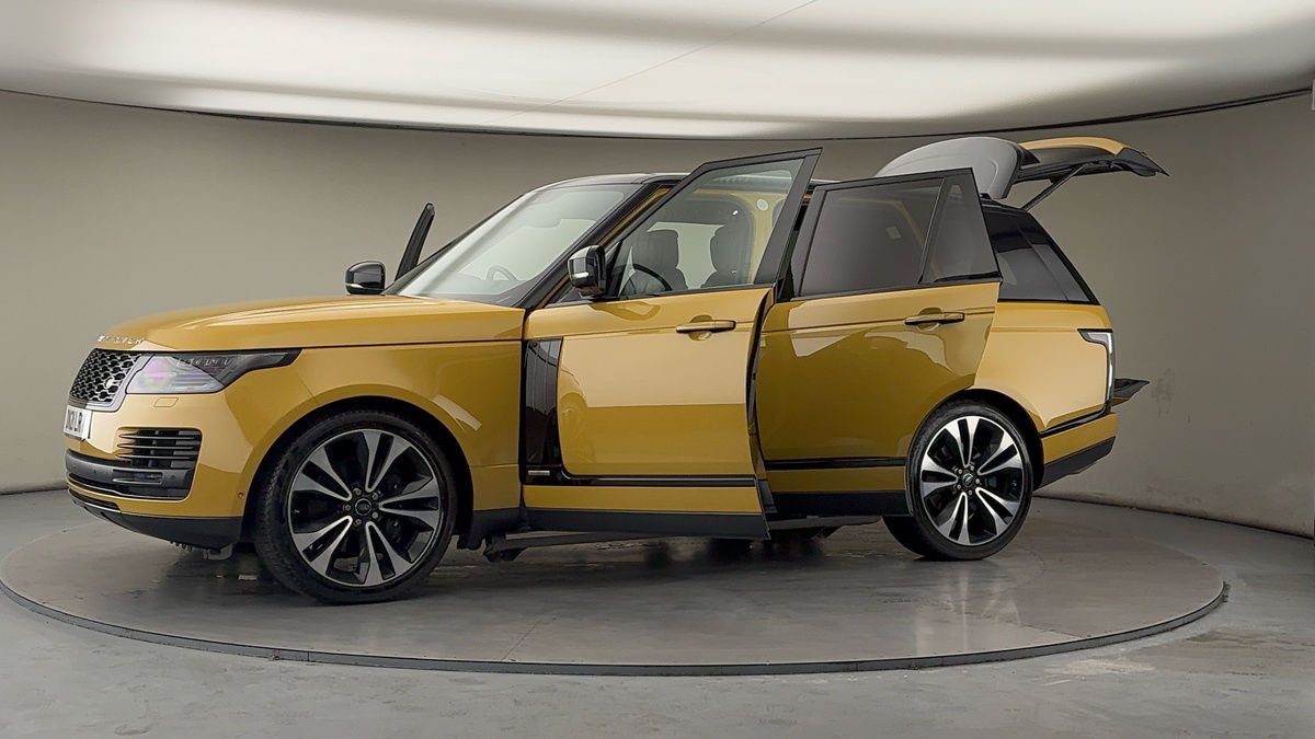 More views of Land Rover Range Rover