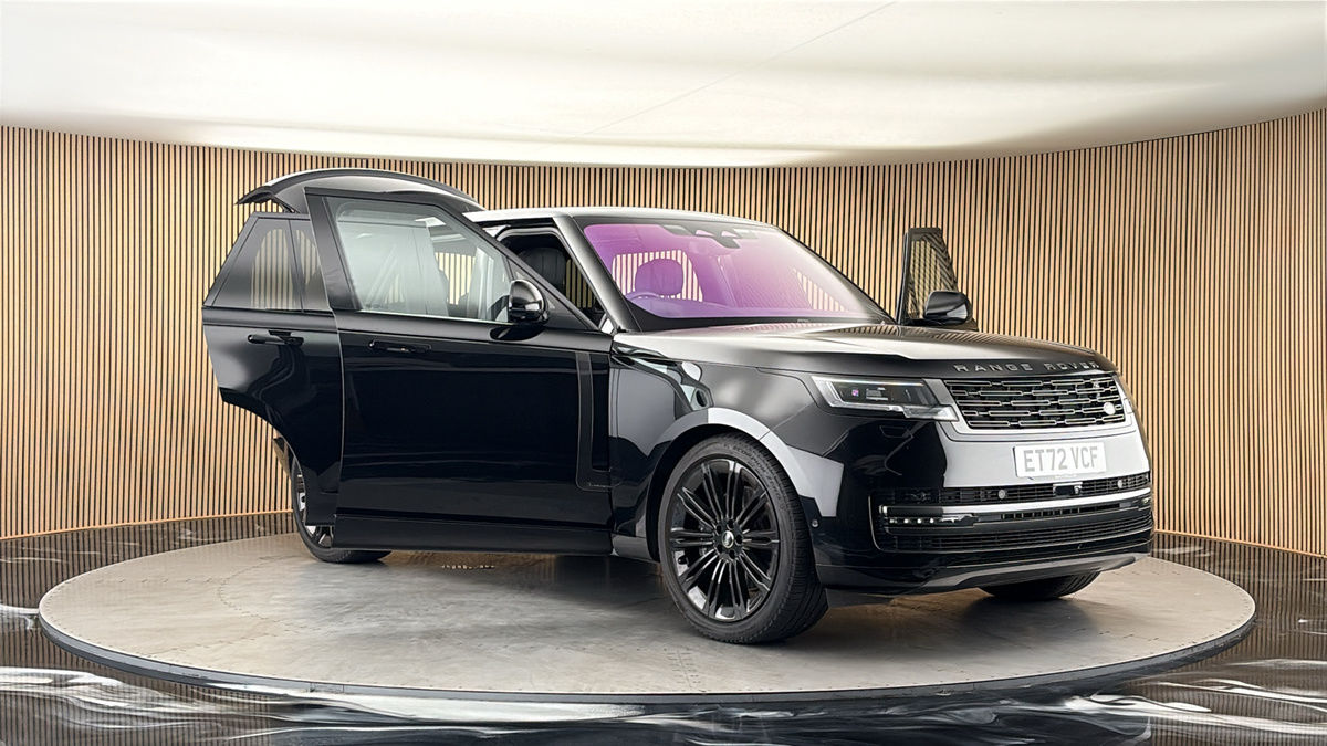 More views of Land Rover Range Rover