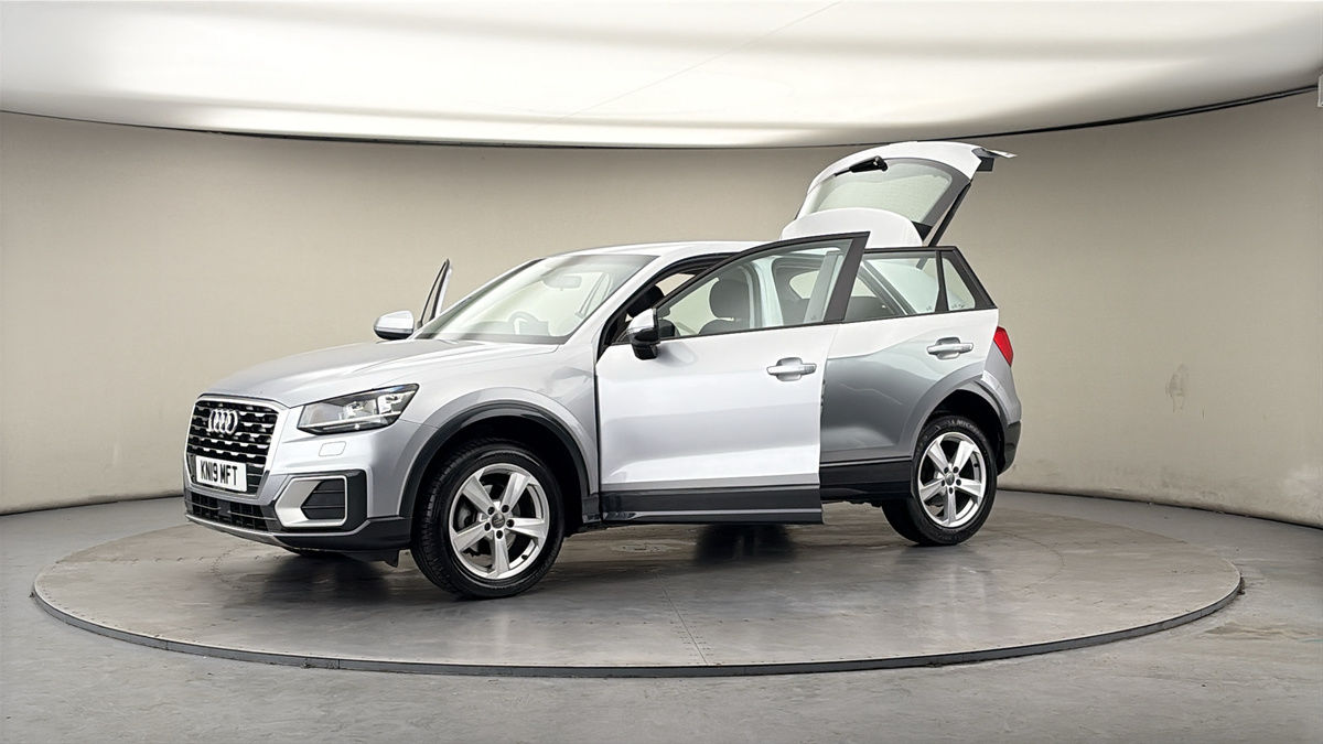 More views of Audi Q2