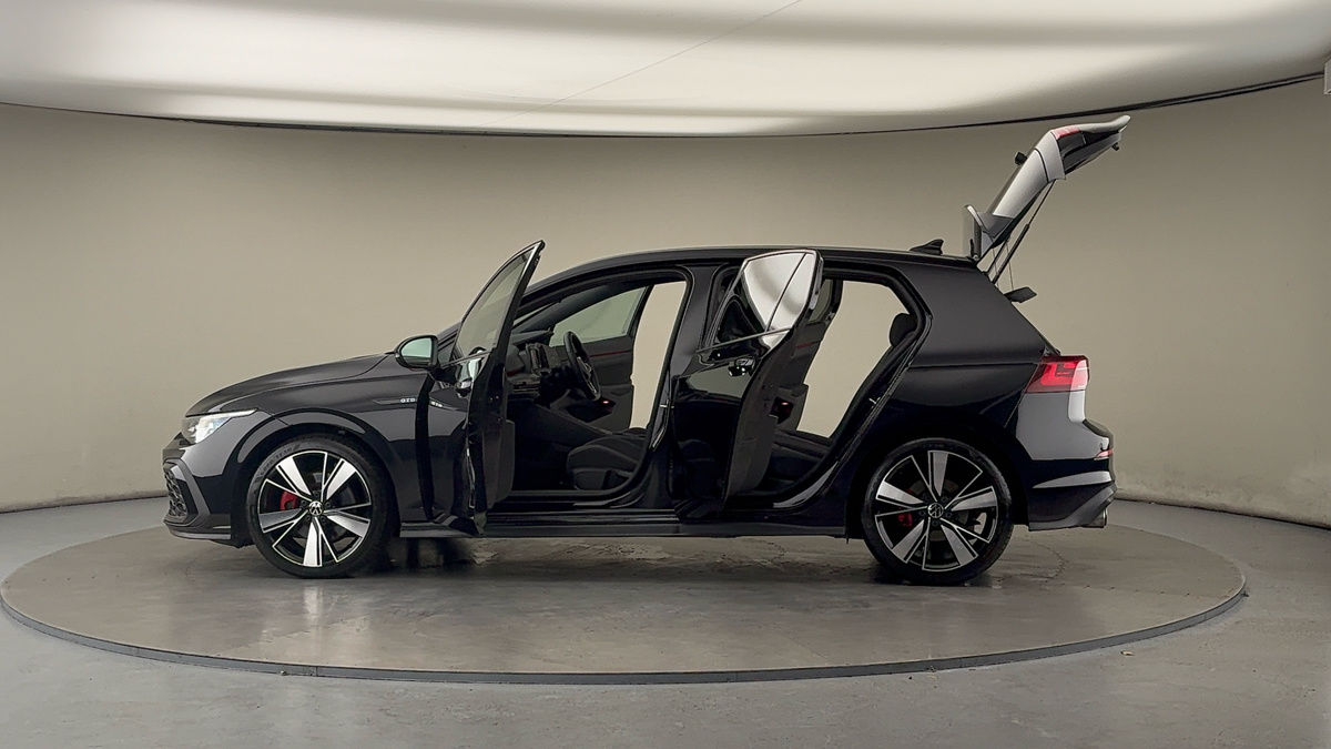 More views of Volkswagen Golf