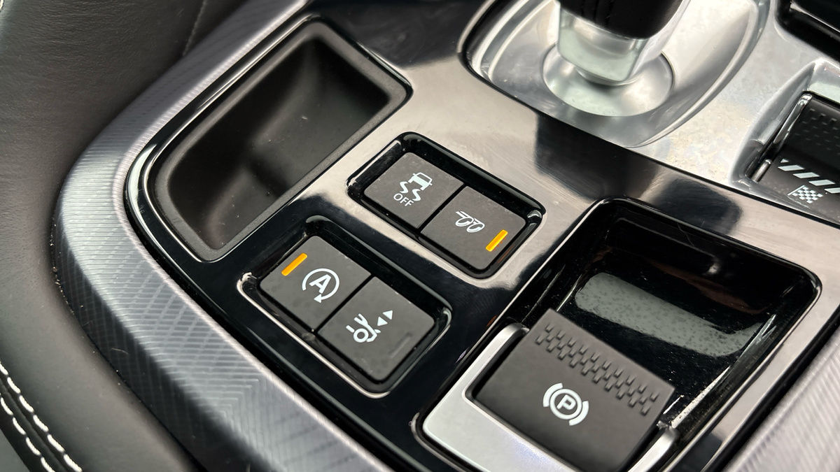 Jaguar F-Type Image 30