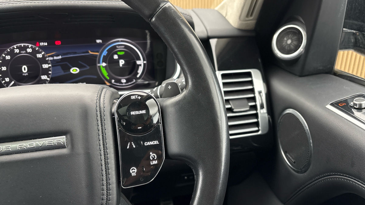 Land Rover Range Rover Image 14
