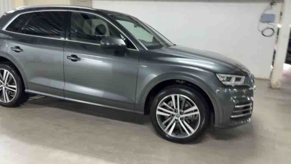More views of Audi Q5