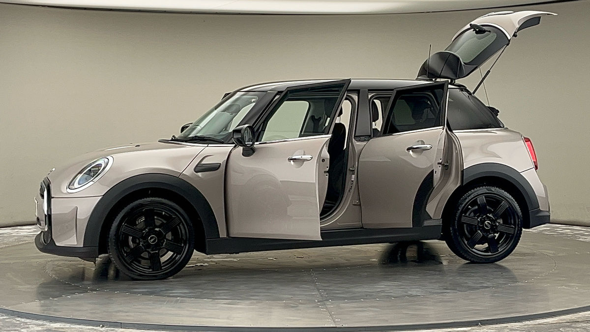 More views of MINI Hatch