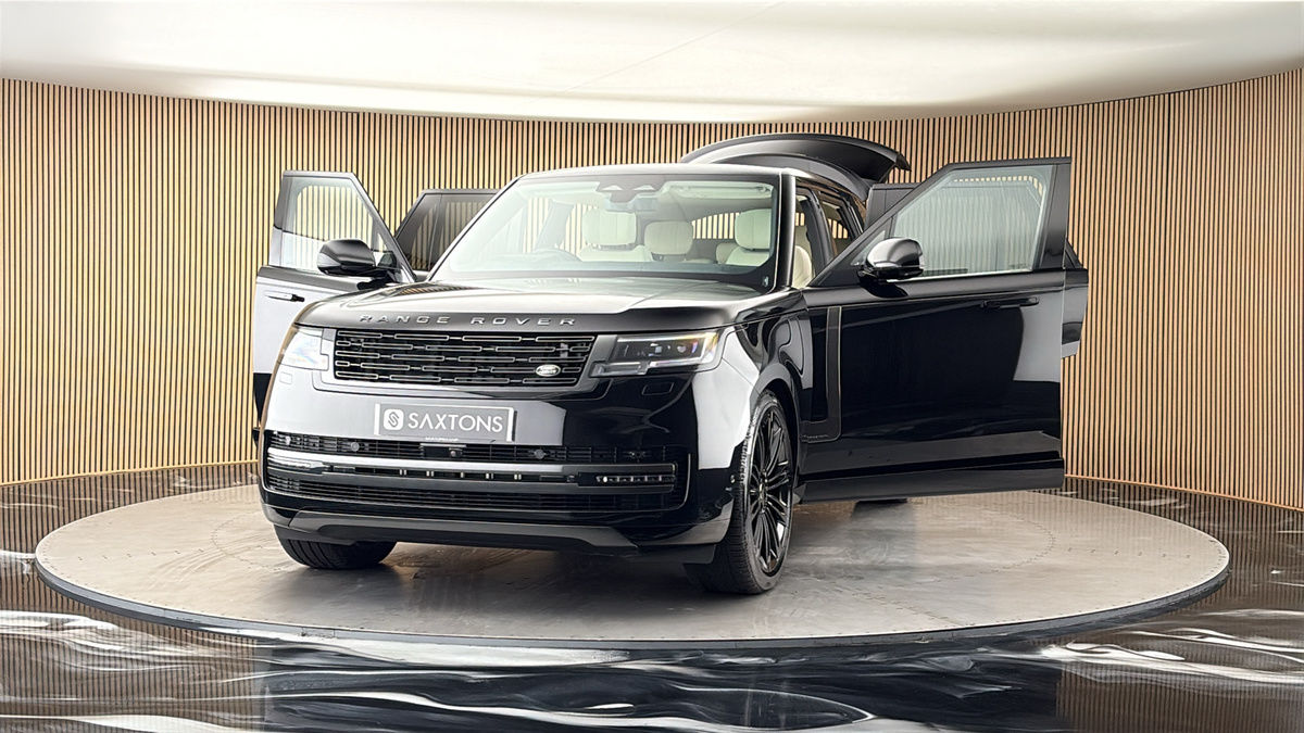 More views of Land Rover Range Rover