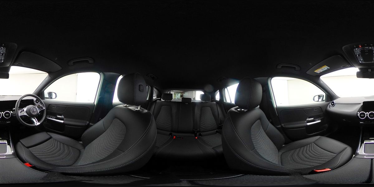 More views of Mercedes-Benz GLA