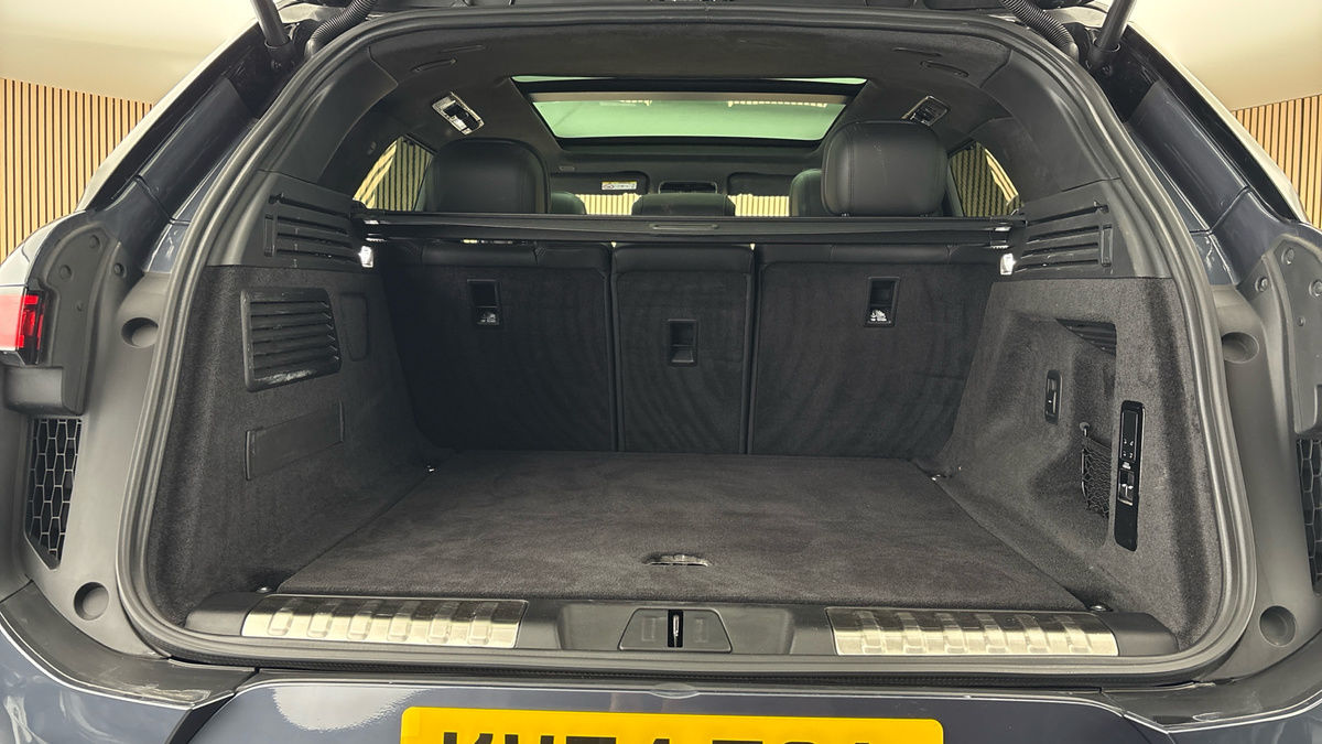 Land Rover Range Rover Sport Image 11