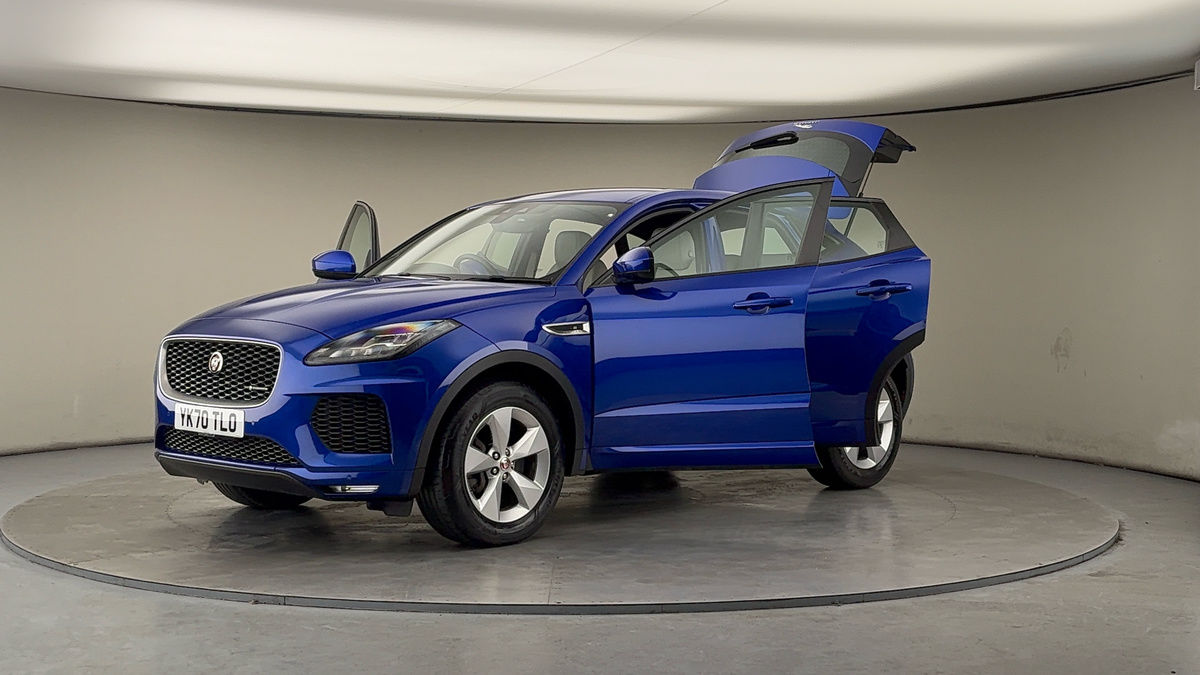 Jaguar E-PACE Image 22