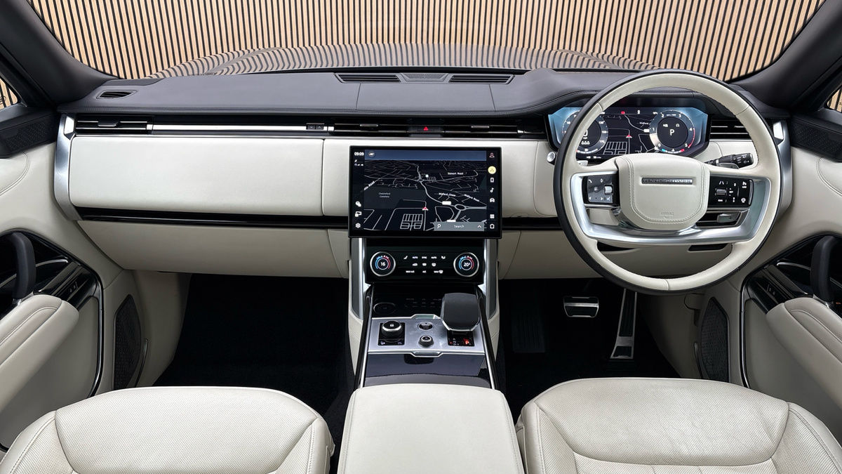Land Rover Range Rover Image 12